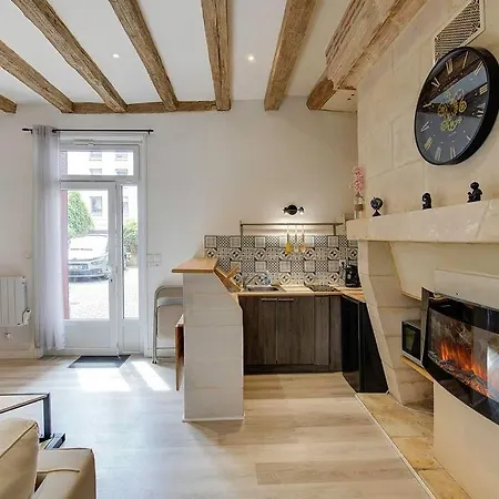 Au Coeur De Apartment